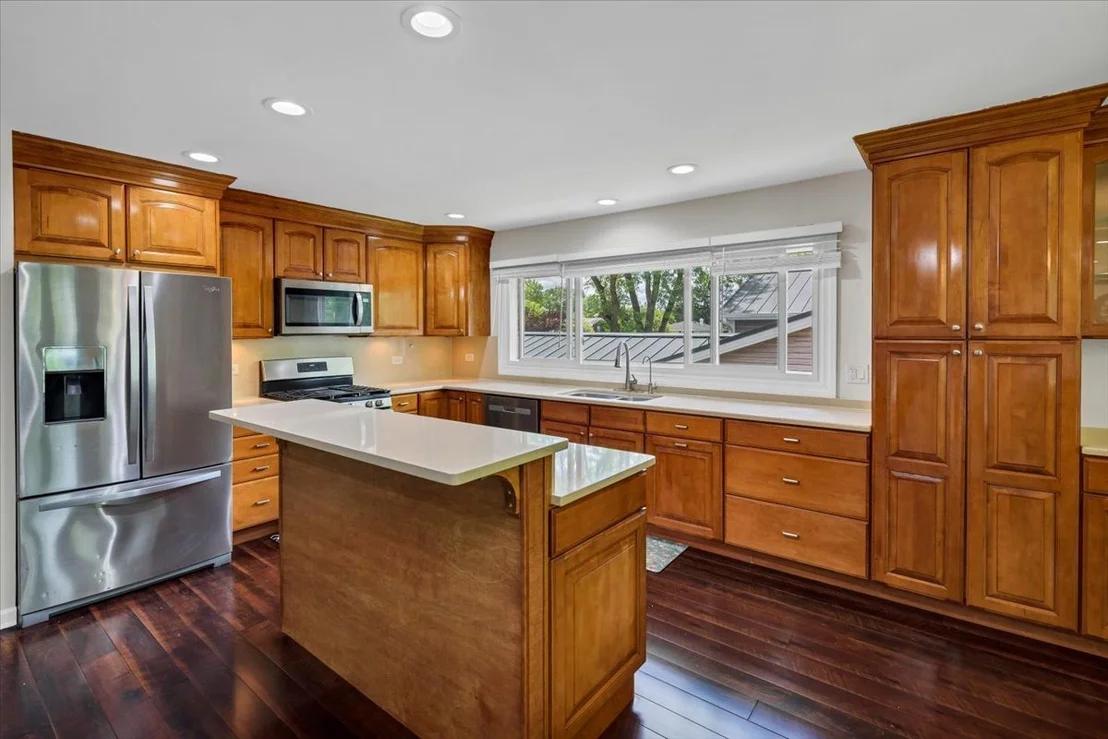 Photo of 1820 Claremont Road