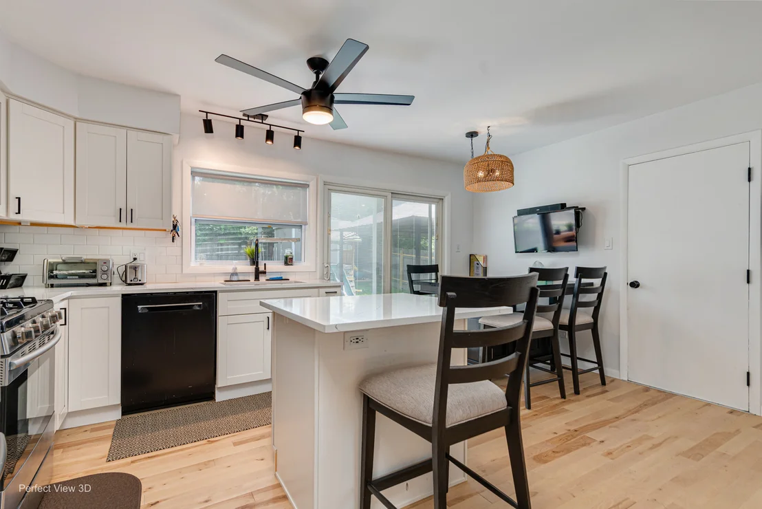 Photo of 5161 Bellaire Road