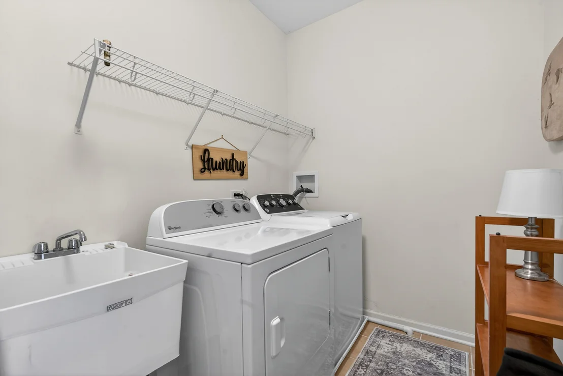 Photo of 12475 Carver Lane