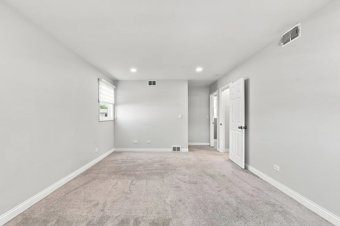 Photo of 1805 W Willow Lane