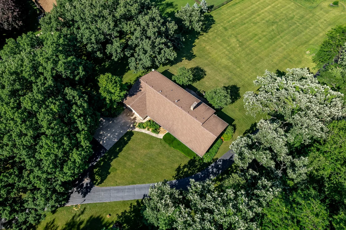 Photo of 7889 Shaw Road