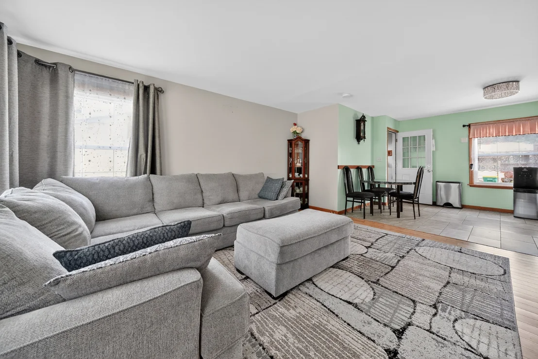 Photo of 1104 Basin Drive