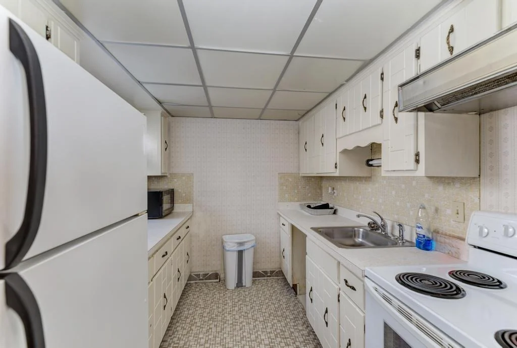 Photo of Unit B303 at 830 Elder Road