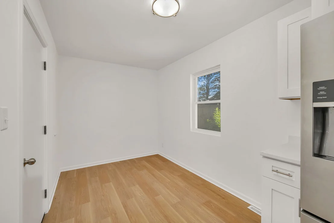 Photo of 403 W James Street