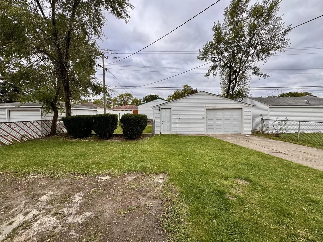 Photo of 17318 Walter Street