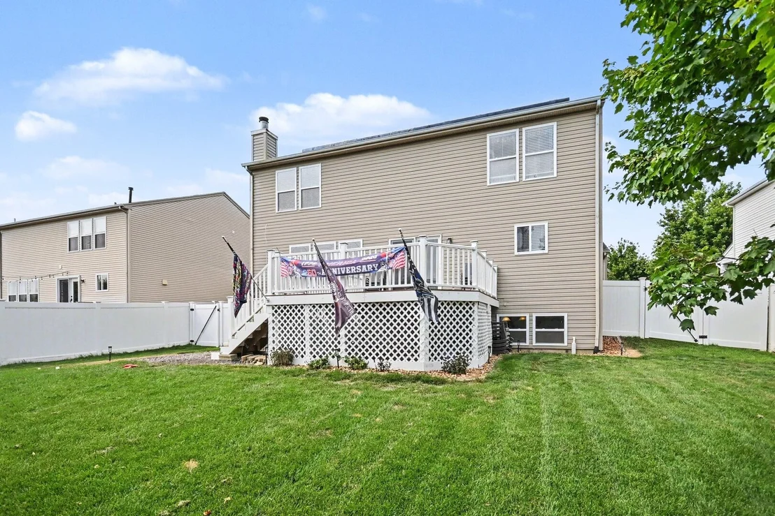 Photo of 15897 ROLLAND Drive