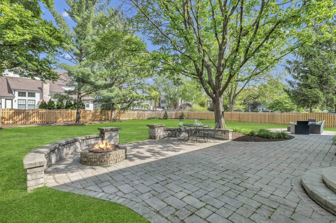 Photo of 2045 Somerset Lane