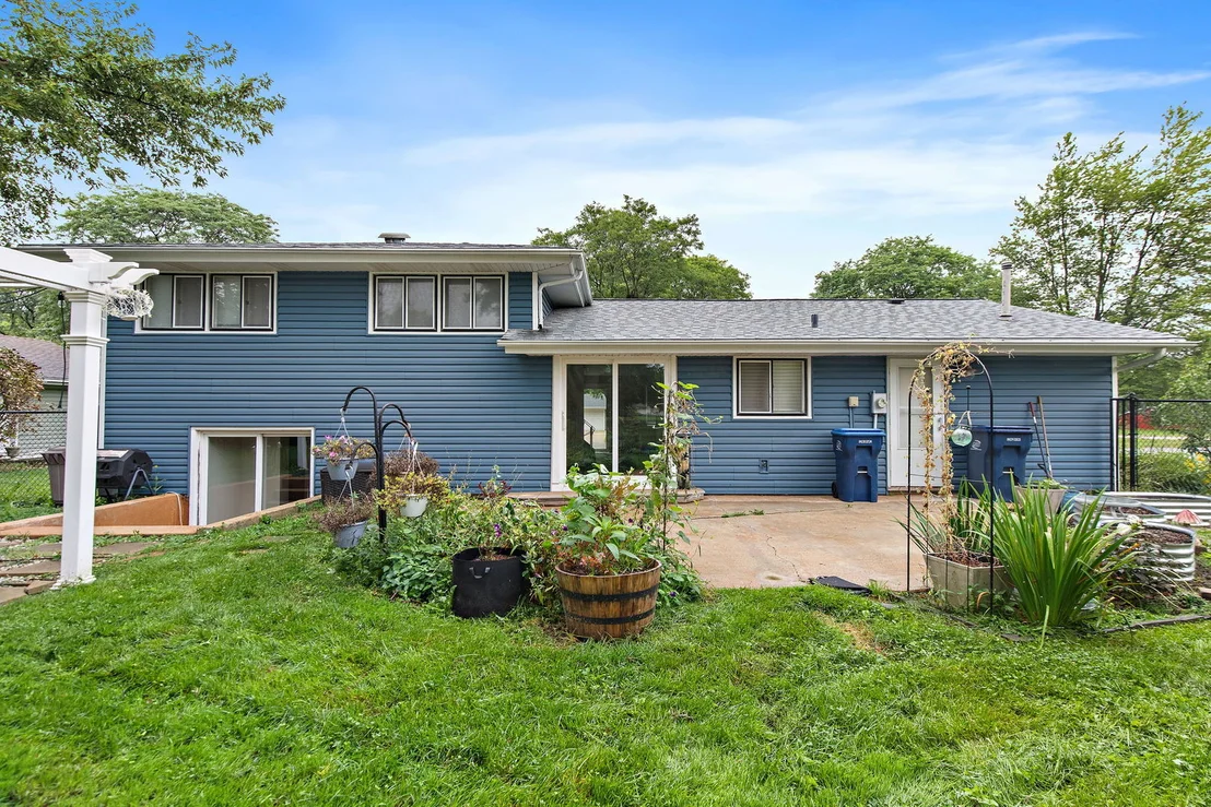 Photo of 321 Desmond Drive
