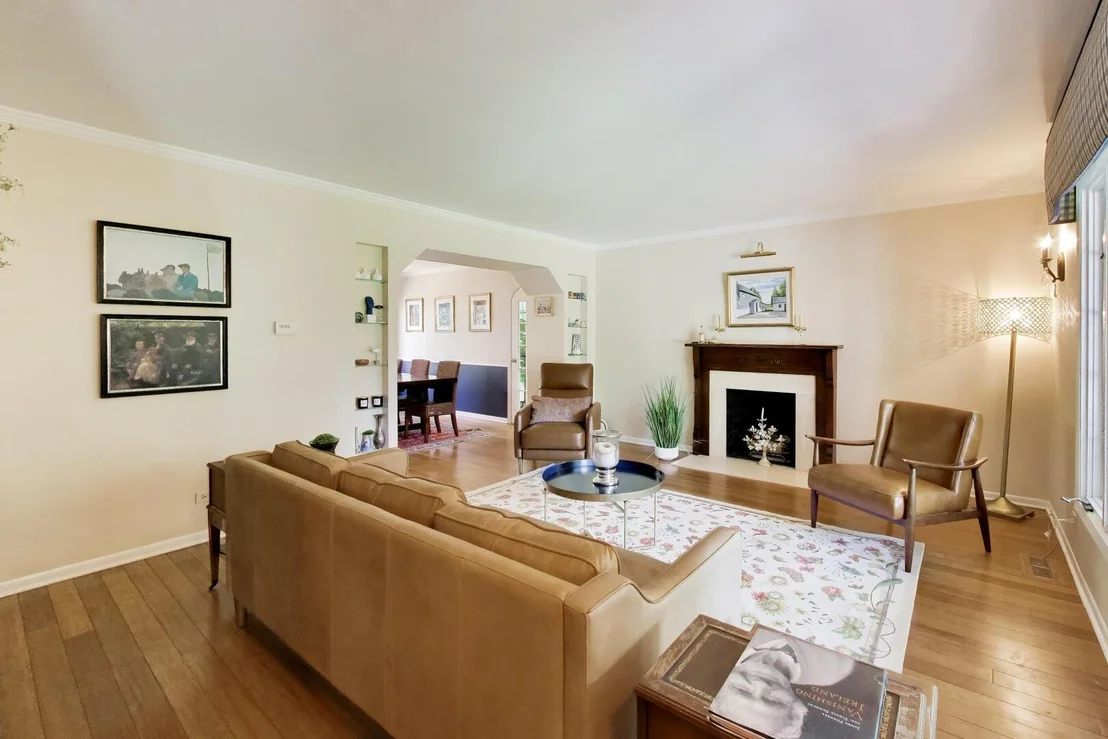 Photo of 1109 Shermer Road