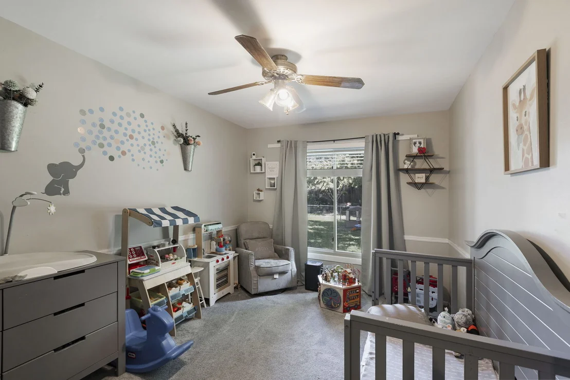 Photo of 824 Royal Drive