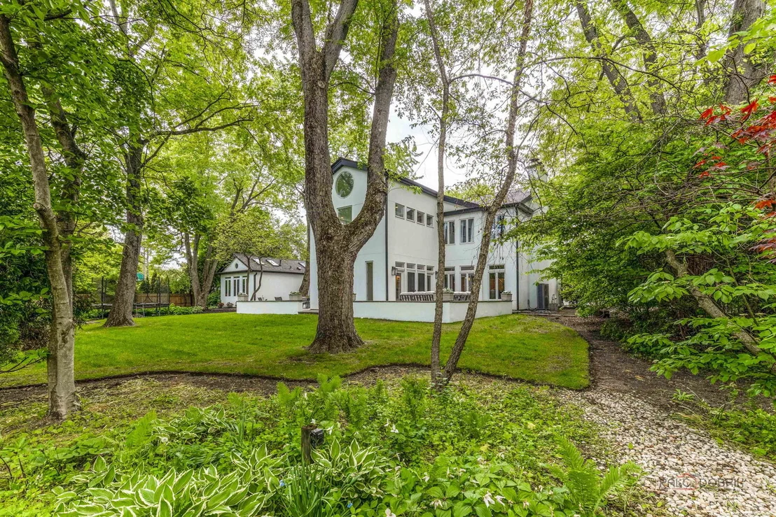 Photo of 790 W Deerpath Road