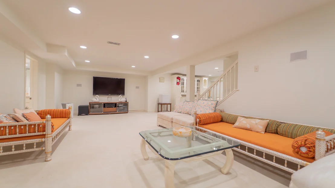 Photo of 310 Barrington Drive