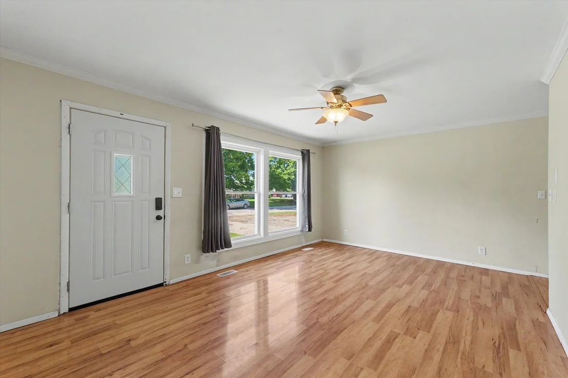 Photo of 406 NORTHGATE Drive