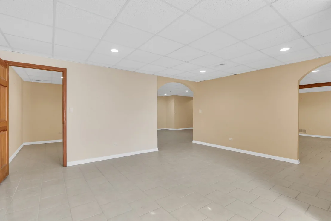 Photo of 6881 September Boulevard