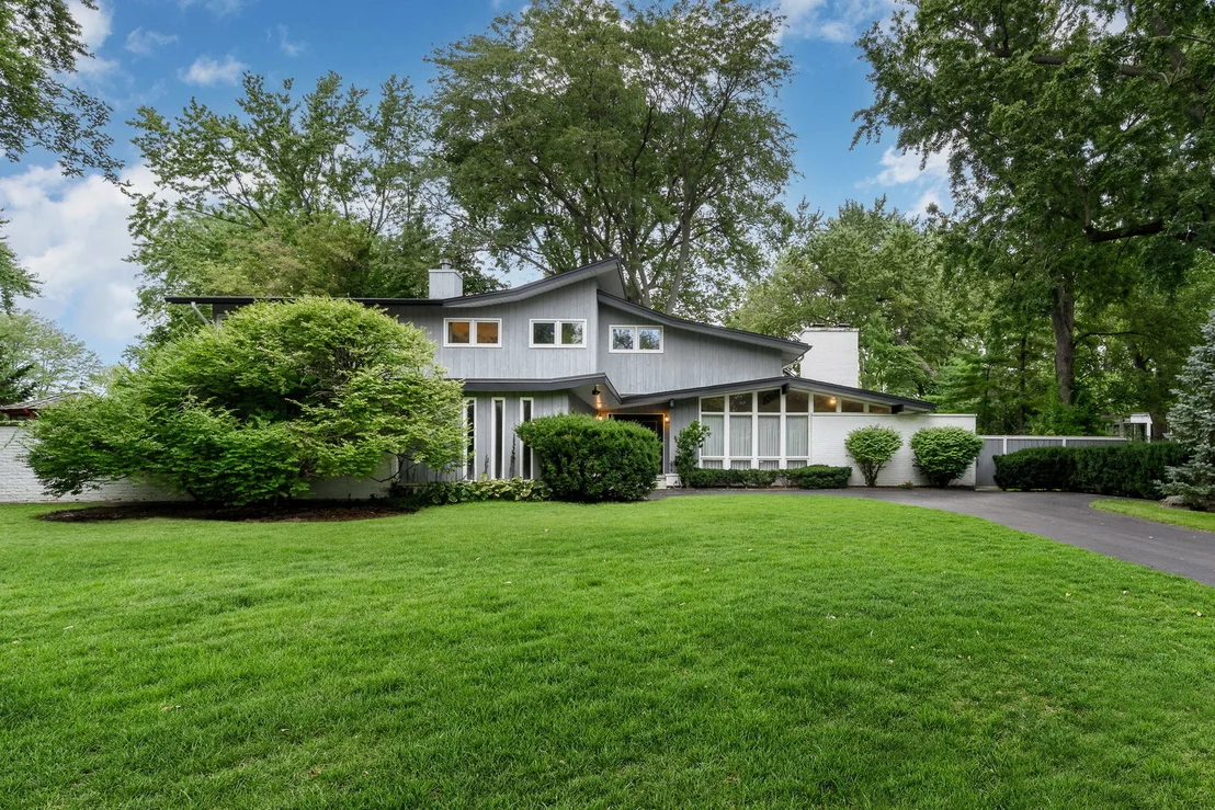 Photo of 695 Ivy Lane