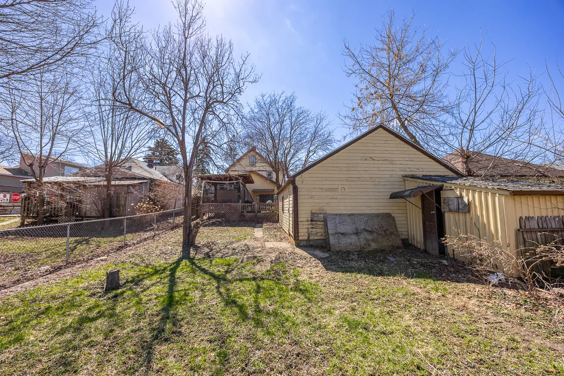 Photo of 820 SPRING Street