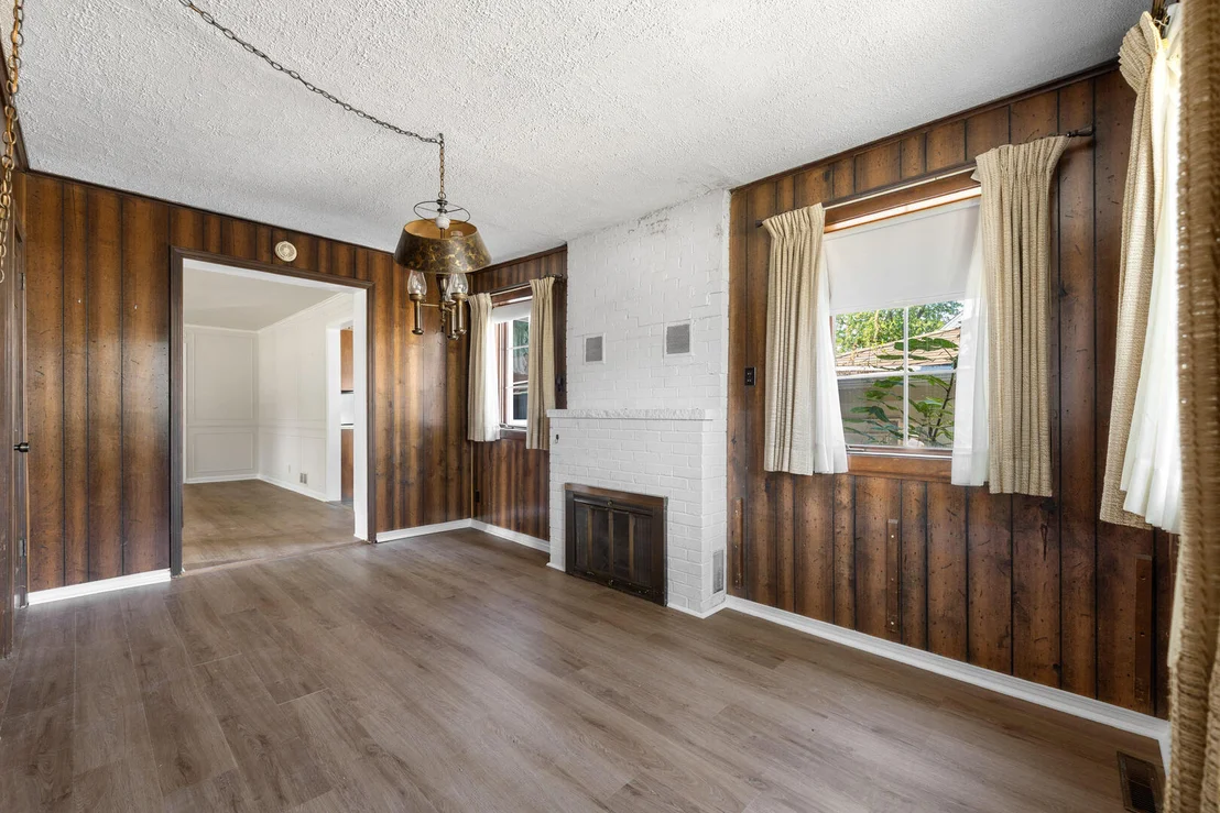 Photo of 17606 N Burnham Avenue