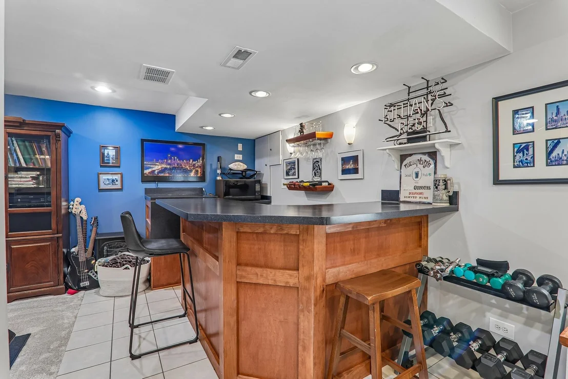 Photo of 806 Meadowridge Drive