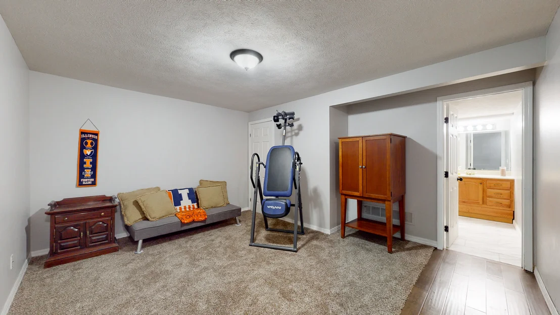 Photo of 9321 Hillcrest Lane