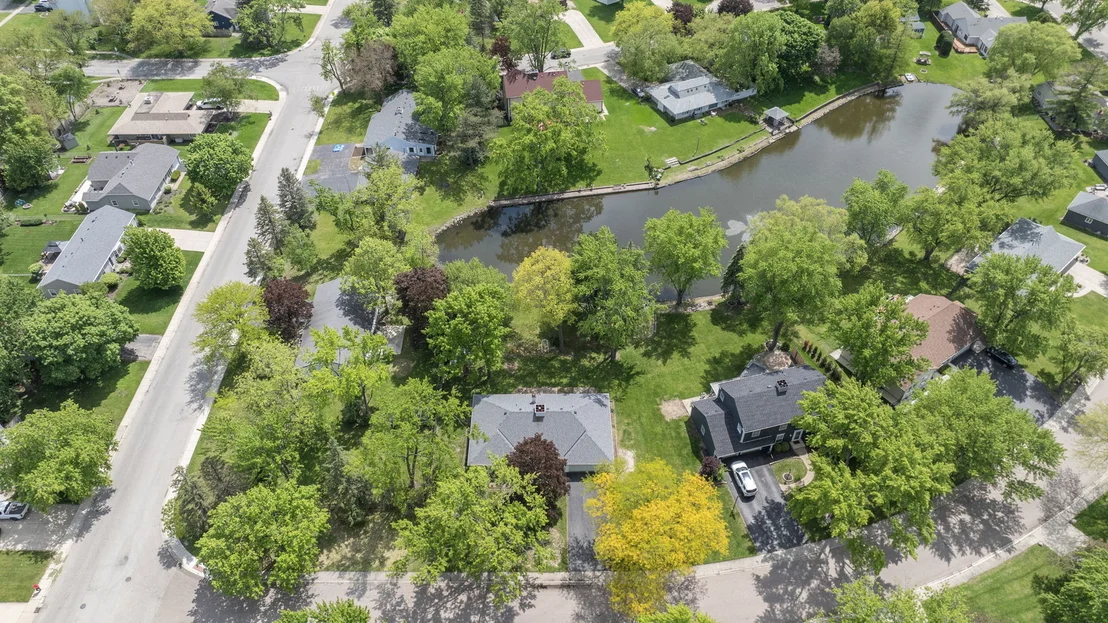 Photo of 40 Cayman Drive