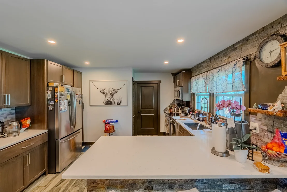 Photo of 680 Indian Spring Lane