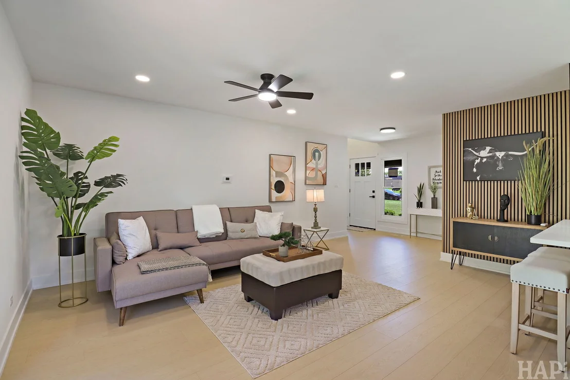 Photo of 166 E Cunningham Drive