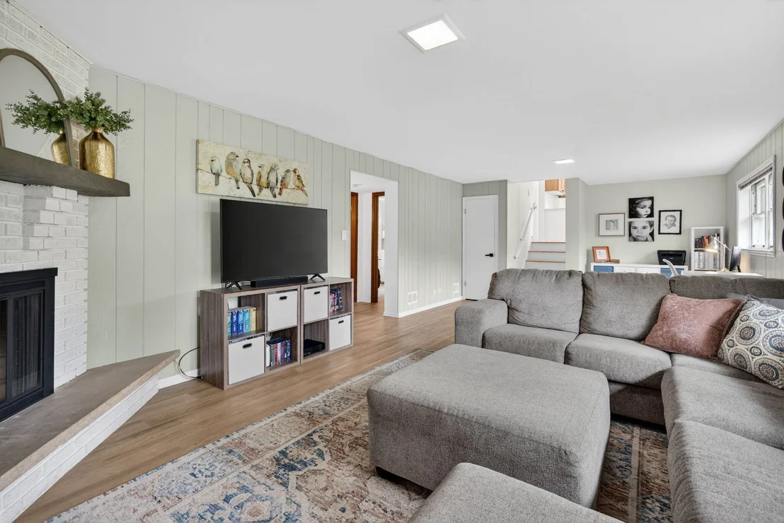 Photo of 8632 Clifford Drive