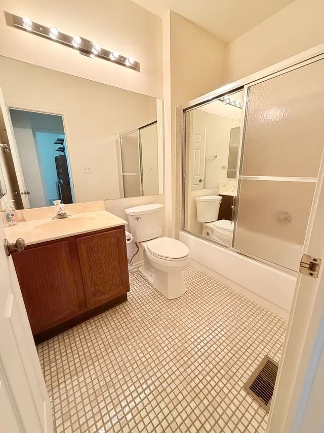 Photo of 1036 N Pine Tree Circle
