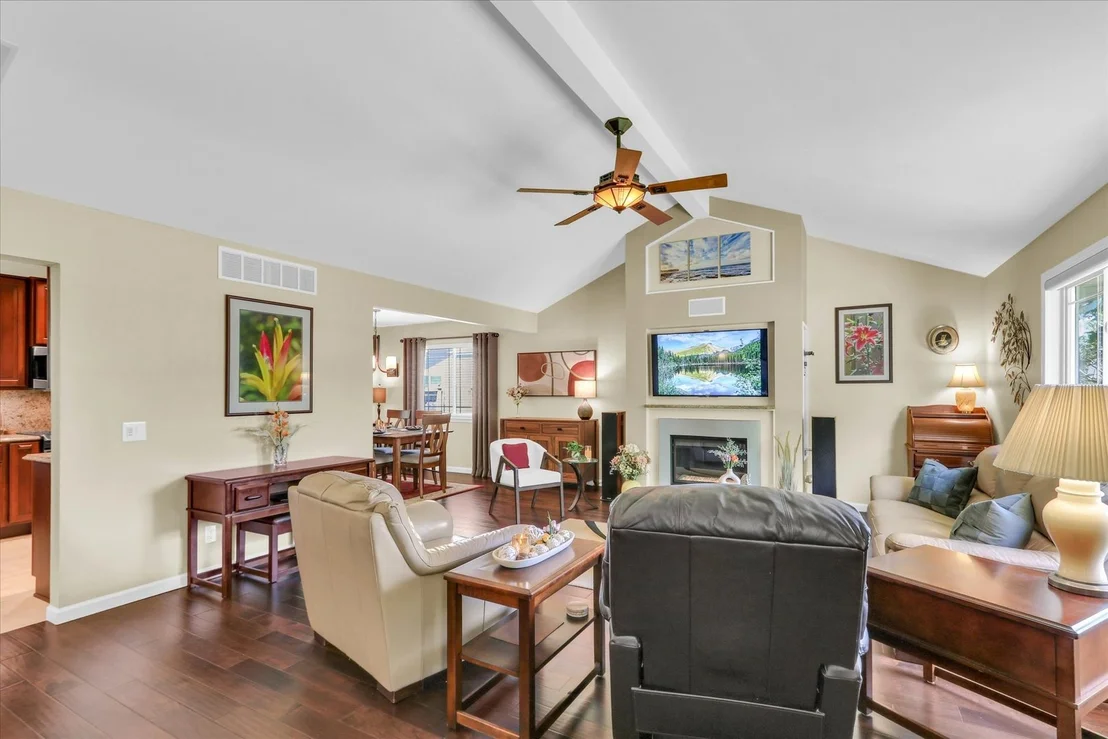 Photo of 613 Crestview Drive