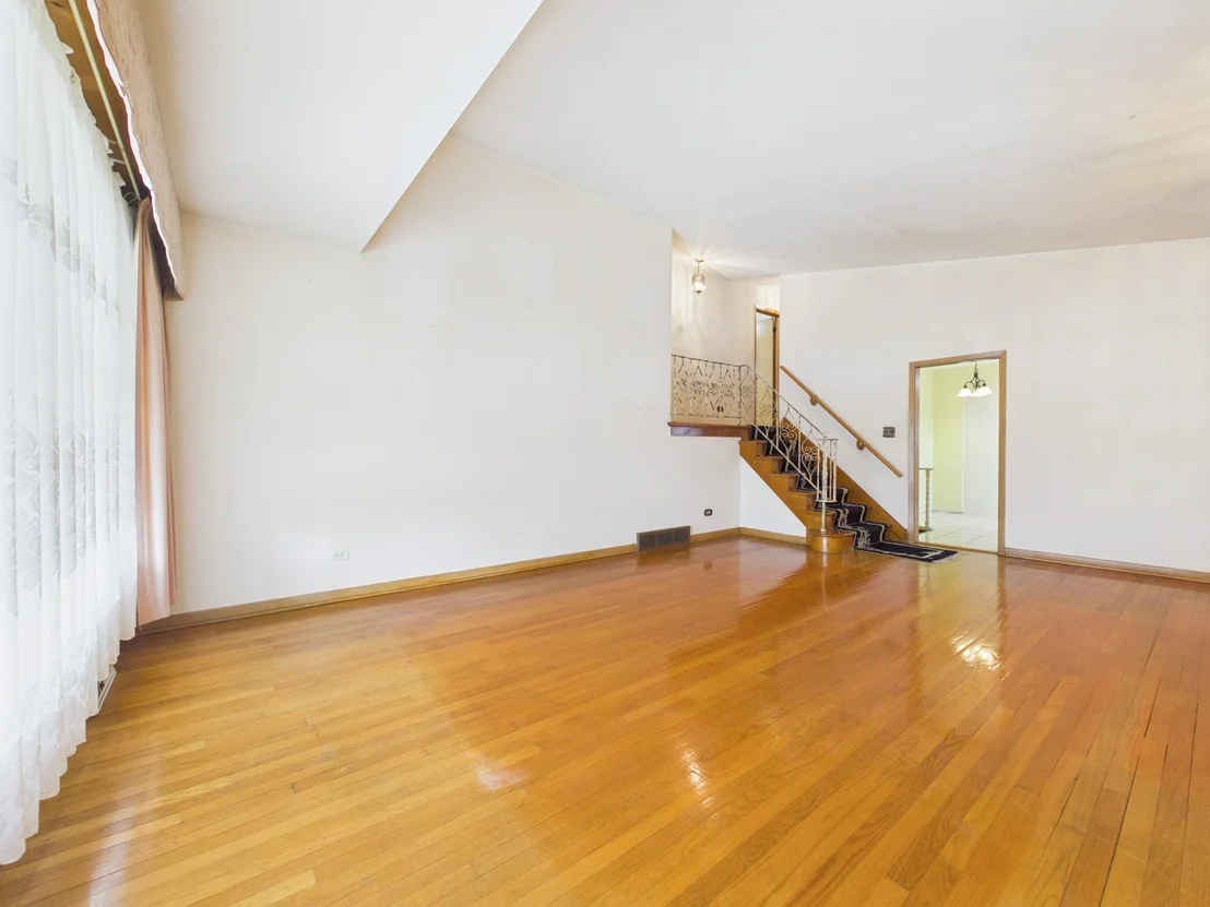 Photo of 9275 Clancy Drive