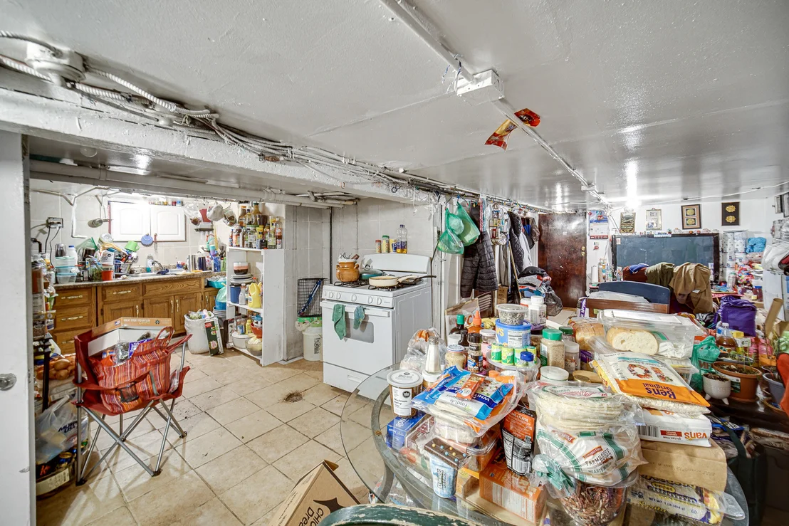 Photo of 924 N PULASKI Avenue