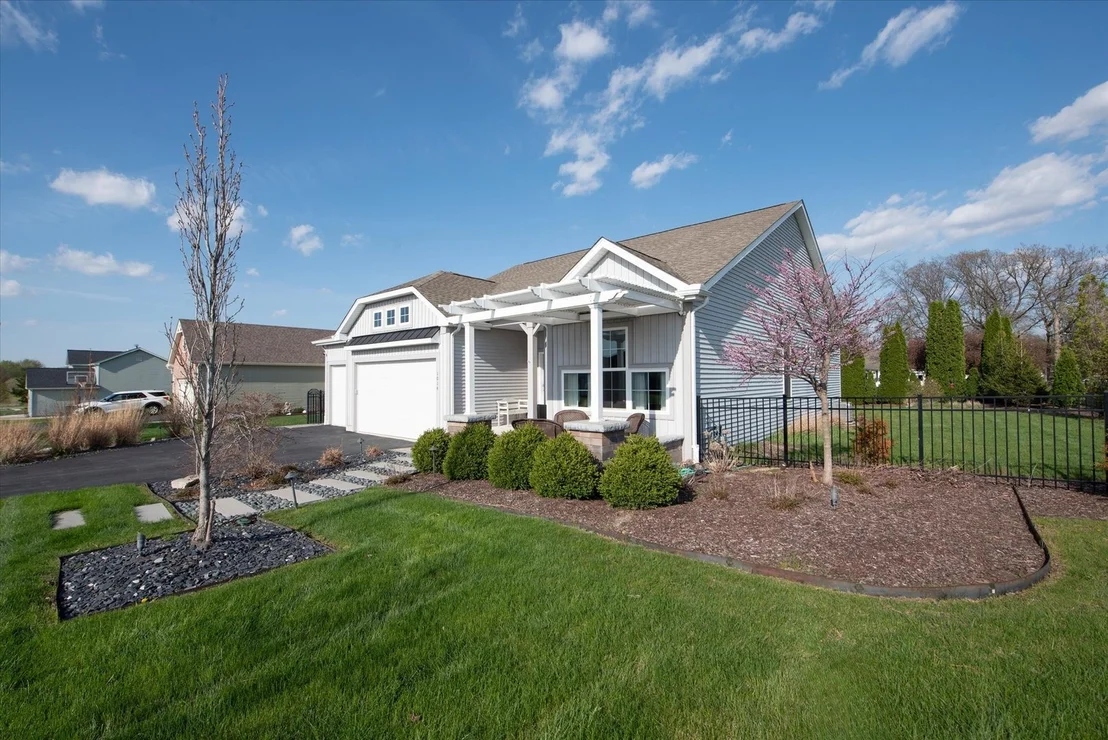 Photo of 1014 Persimmon Drive