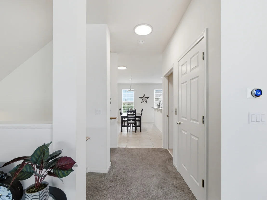 Photo of 490 Dolton Lane