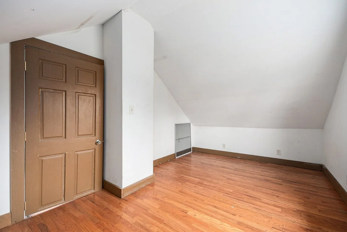 Photo of 265 N Monroe Street