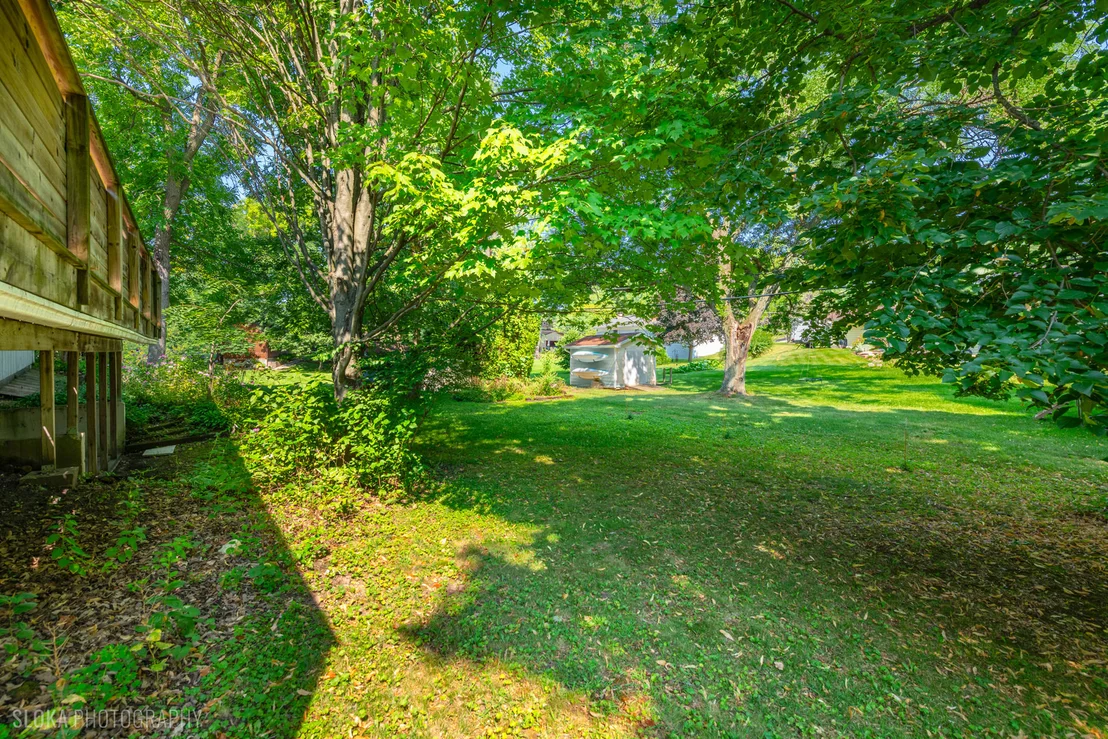 Photo of 6914 Meadow Drive