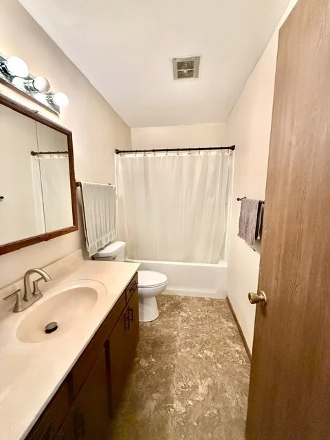 Photo of Unit A at 5 Evergreen Circle