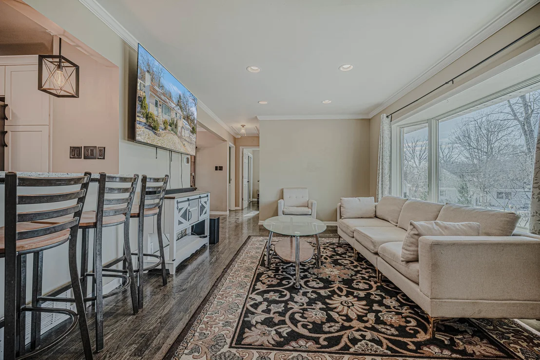 Photo of 35049 N Edgewater Lane