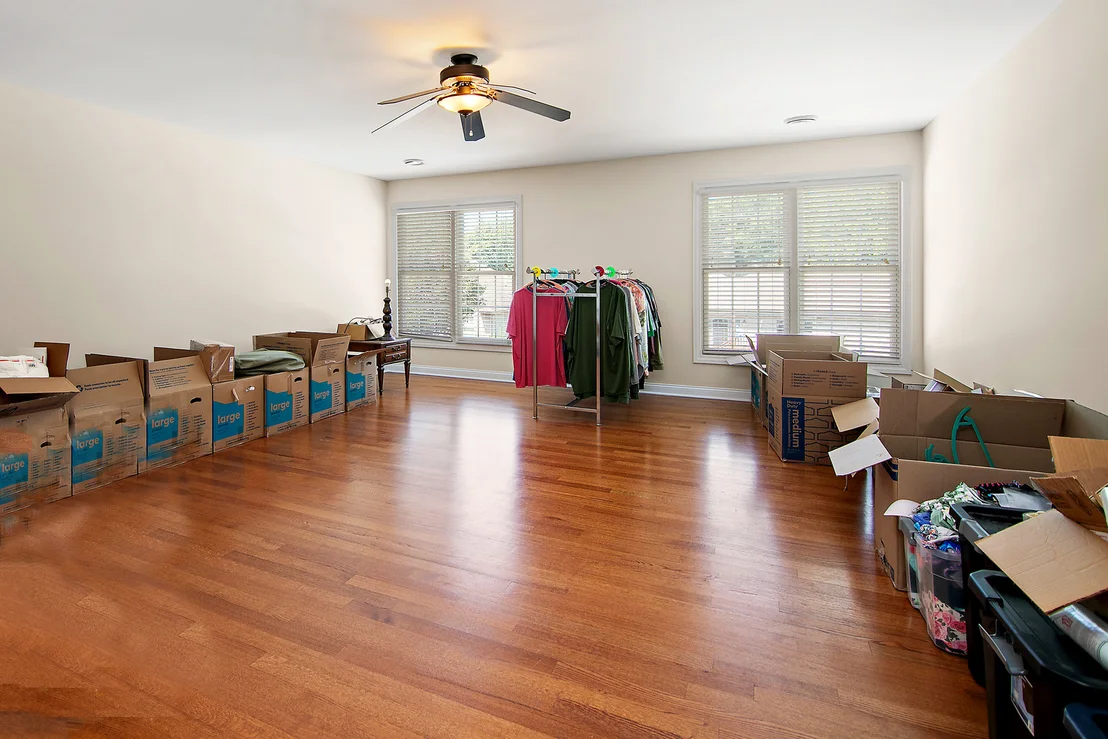 Photo of 549 Beach Avenue
