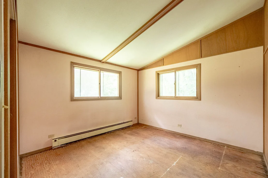 Photo of 21364 Burr Oak Road
