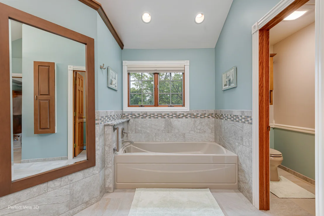 Photo of 295 W Grandin Road