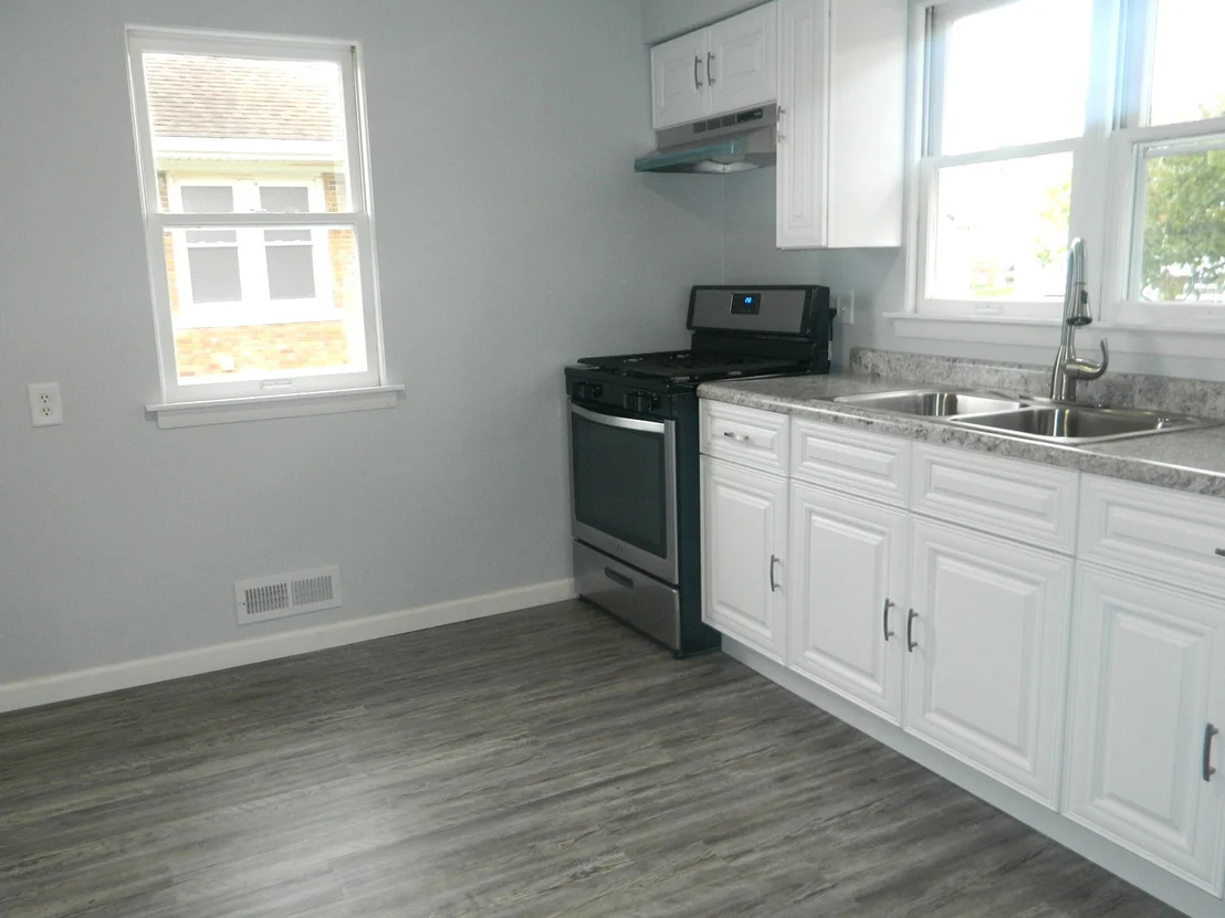 Photo of 1715 CORA Street