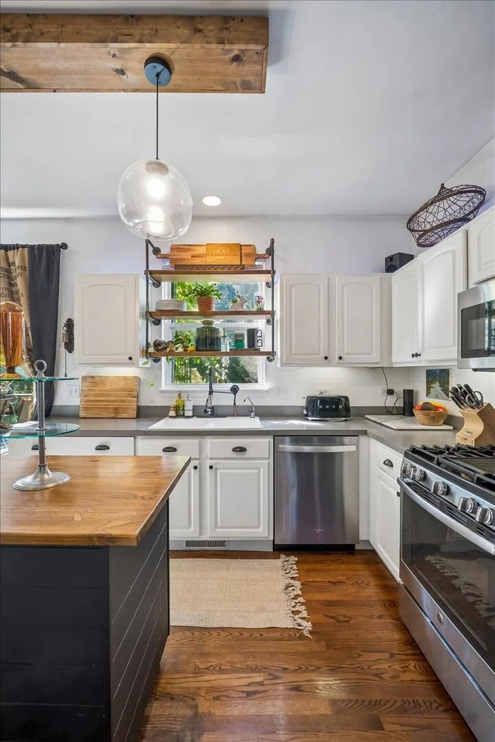 Photo of 2103 Olde Mill Lane