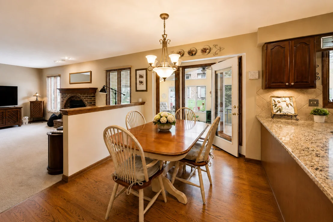 Photo of 1265 N Scarlet Drive