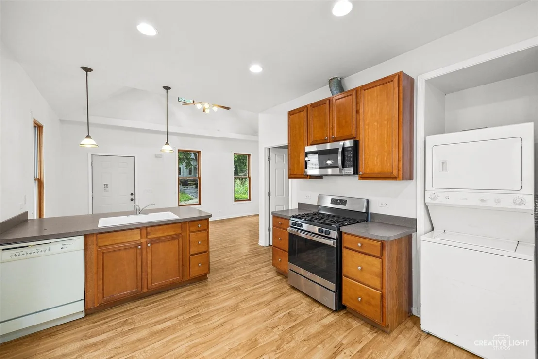Photo of 255 Bartlett Place