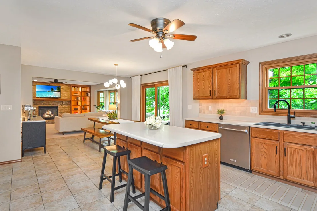 Photo of 2411 Clarkson Lane