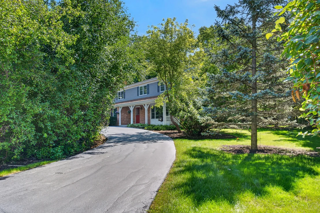 Photo of 2100 Stirling Road