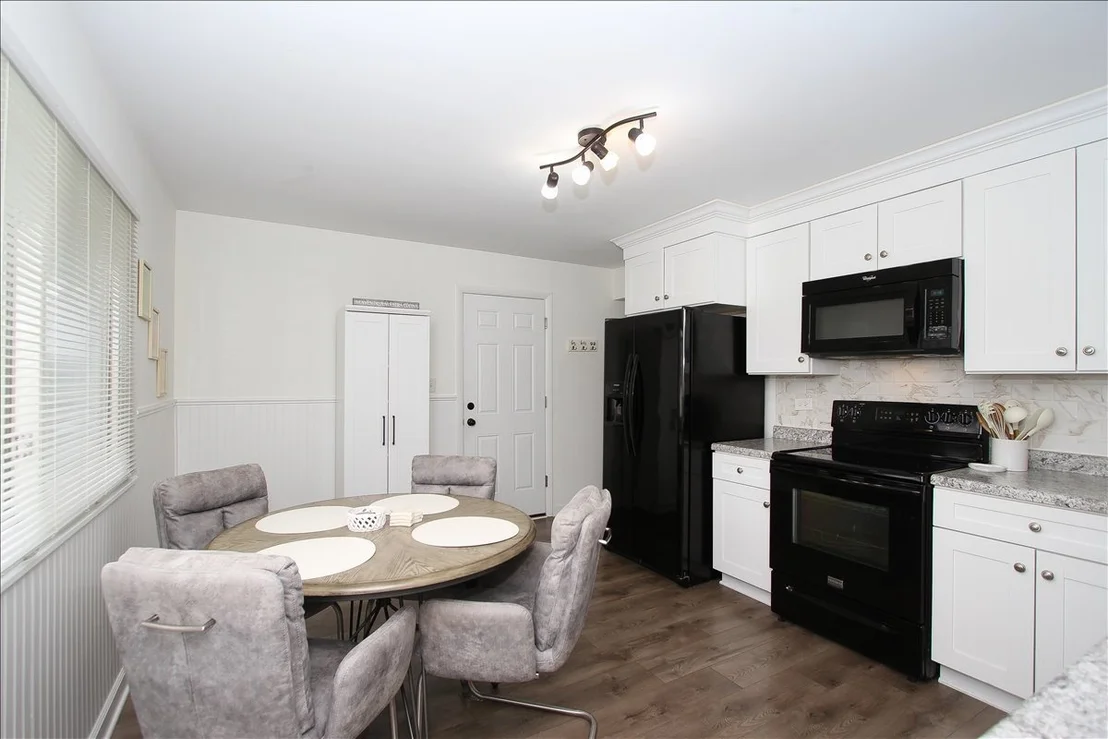 Photo of 814 Oriole Drive