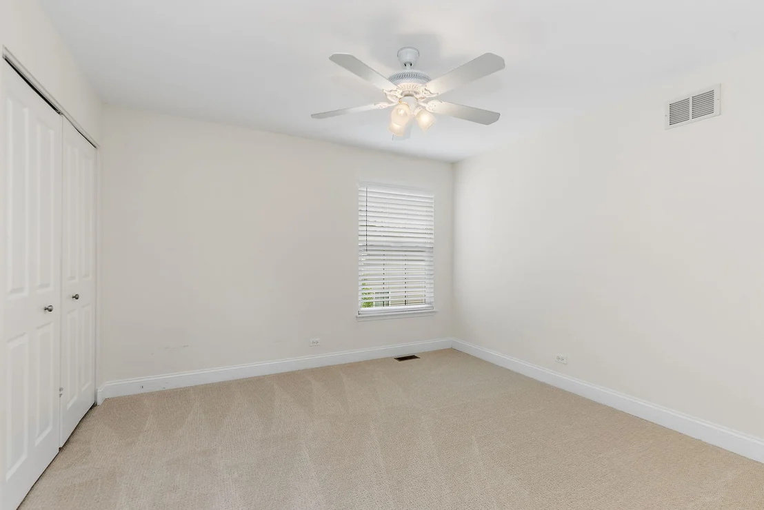 Photo of 2702 Oak Drive