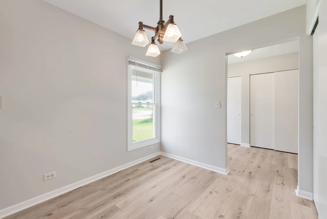 Photo of 901 Hampton Court