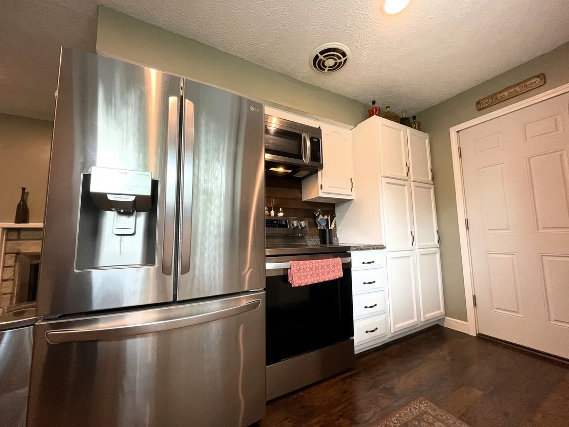 Photo of 1608 Chevy Chase Drive